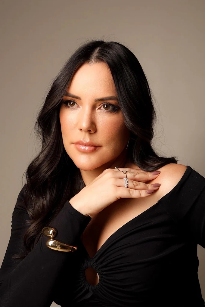 Dra. Tatiane Lambert — especialista em estética avançada em Rio Verde